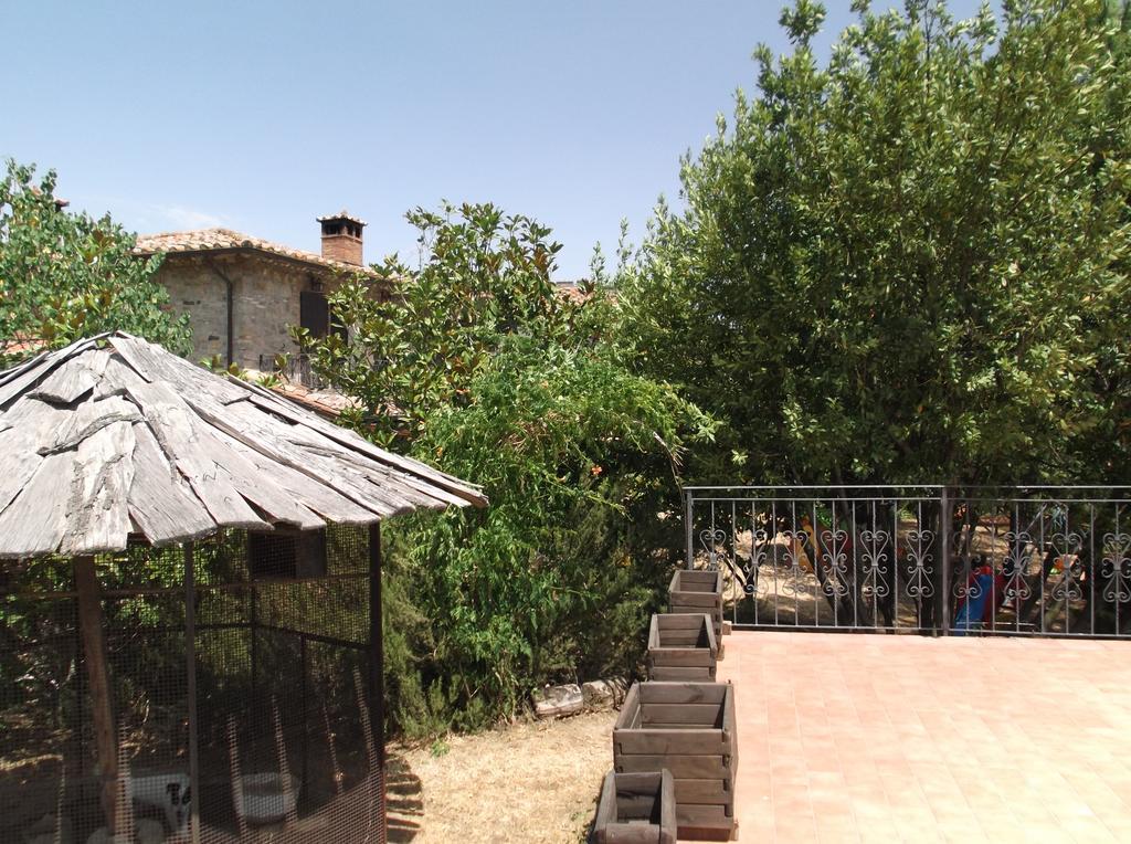 Locazione Turistica Ex Le Casette Di Cedromonte Panicale Buitenkant foto